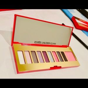 Estée Lauder Glam Eye Shadow and Blush set